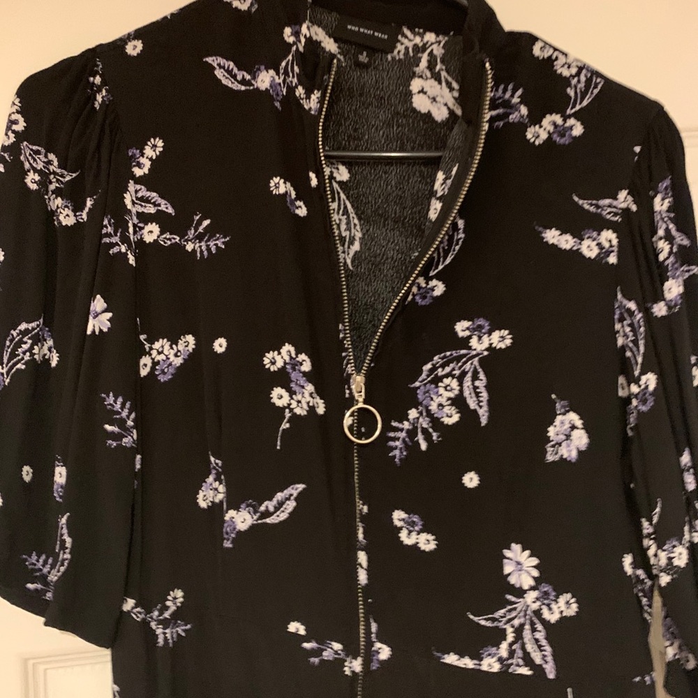 Dress - Picture 2 of 3